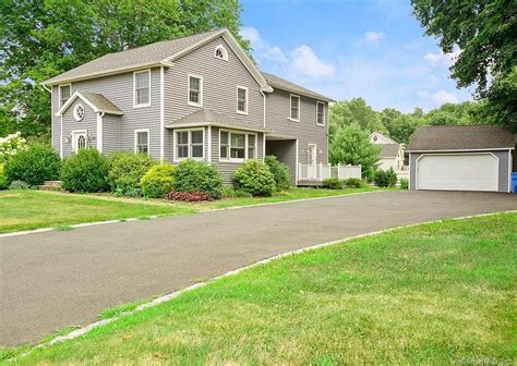 Plus, with 5 schools in the. . Zillow monroe ct